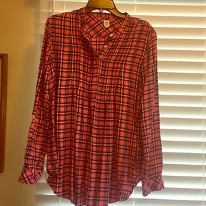Gap maternity flannel blouse